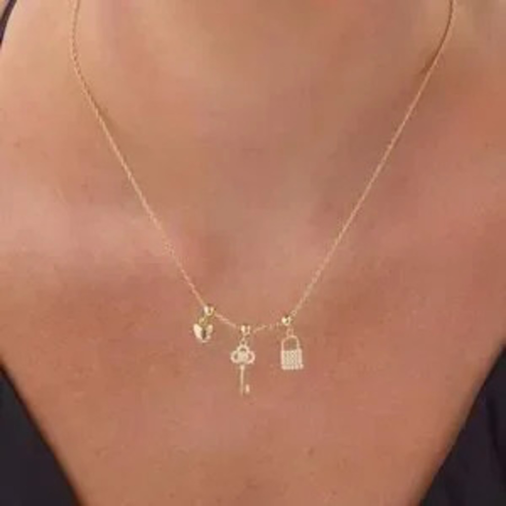 NEW?14k Gold Plated Three Charms Pendant Necklace